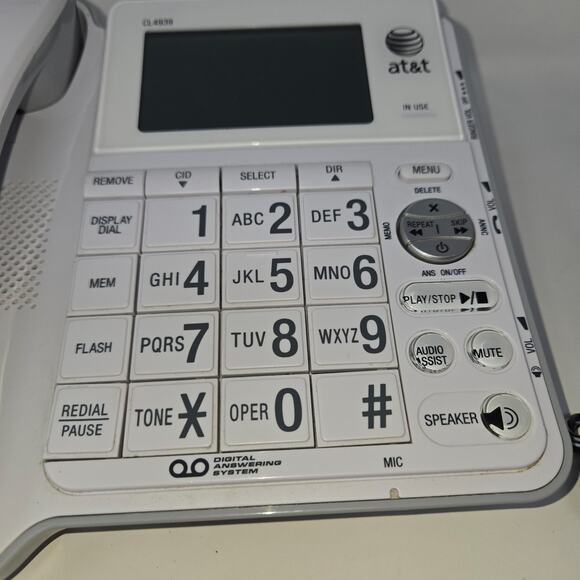 AT&T CL4939 5.8 GHz Single Line Corded Speakerphone Phone w/ Digital Answering - Picture 5 of 16